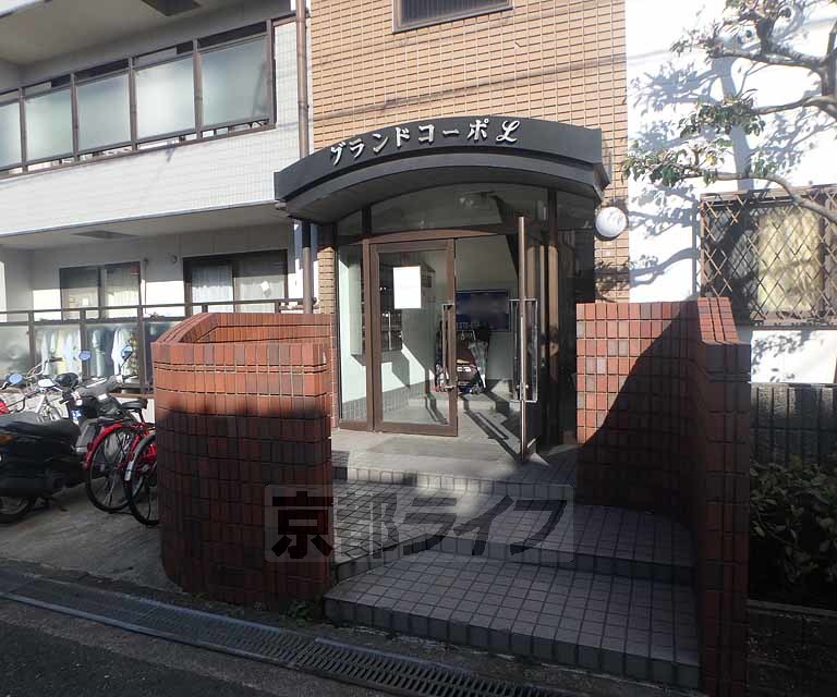 ＪＲ片町線 津田駅 徒歩9分 4階建 築37年の外観写真