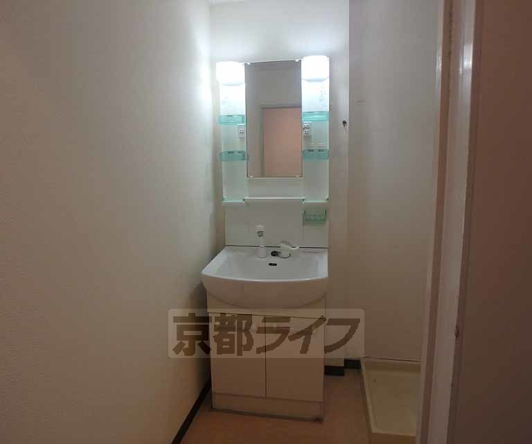 ＪＲ片町線 津田駅 徒歩9分 4階建 築37年の内装写真