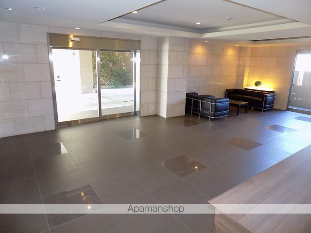 ロビー　ロビー