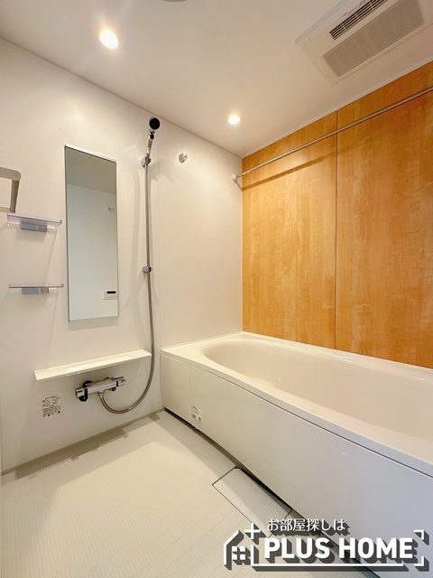 バス・シャワールーム　類似写真