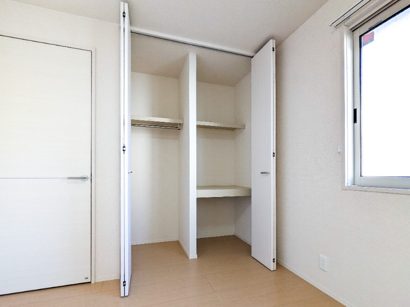 収納　図面と現状に相違がある場合には現状を優先