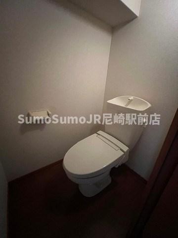 トイレ　落ち着いたトイレです