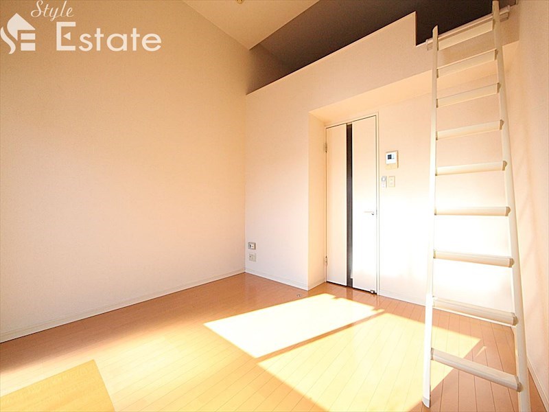 居室・リビング　内装