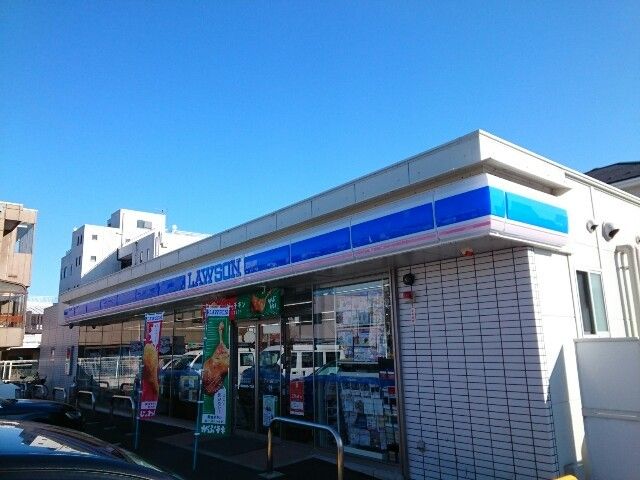 コンビニ　ローソン片岡町一丁目店（コンビニ）まで210m
