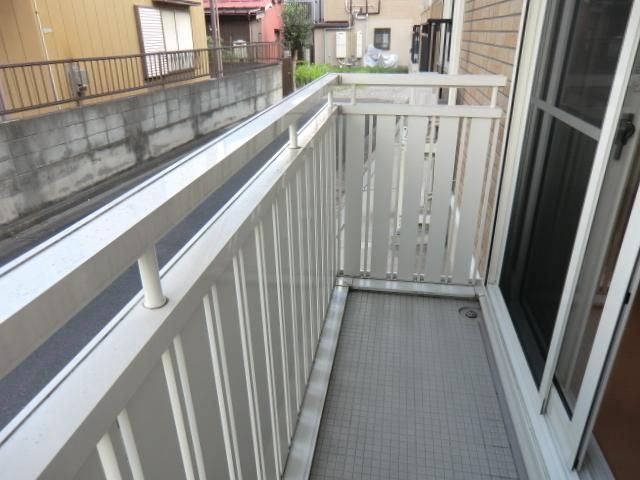 バルコニー　明るいバルコニー