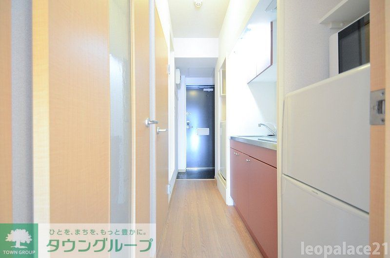 玄関　同タイプの物件写真となります