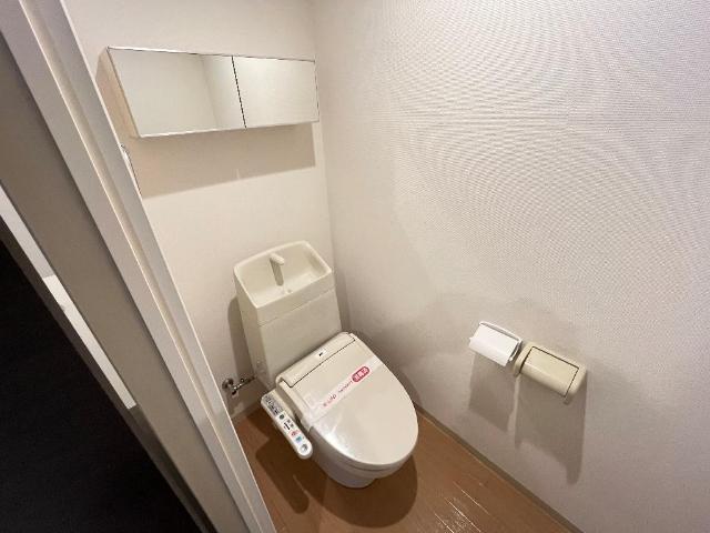 トイレ　シャワー付トイレ