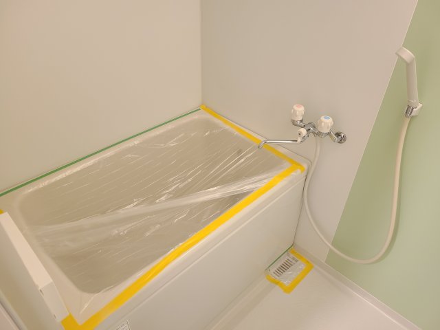 バス・シャワールーム　★追い焚き機能付きのバスルームです★