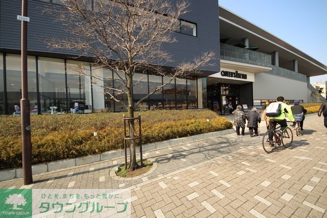 ショッピングセンター　クイーンズ伊勢丹仙川店（ショッピングセンター）まで2030m