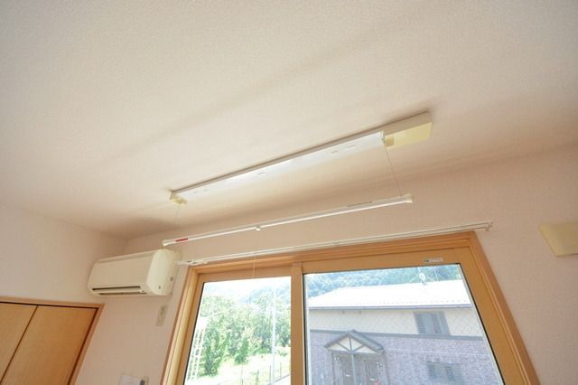 その他設備　☆便利な室内物干し☆