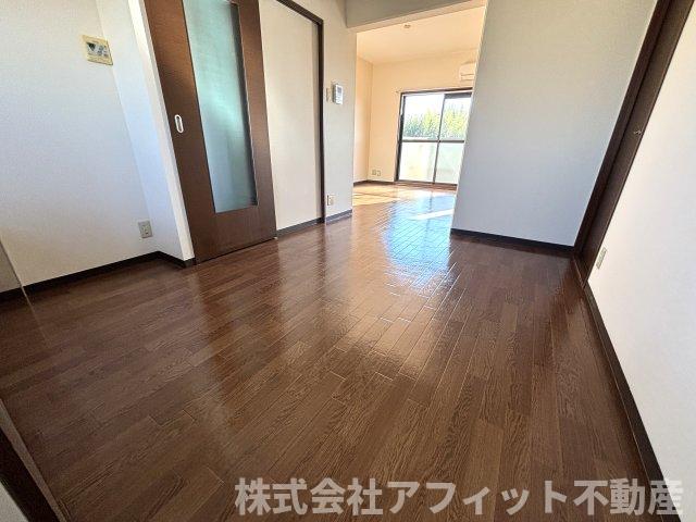 居室・リビング　LDK13.3帖