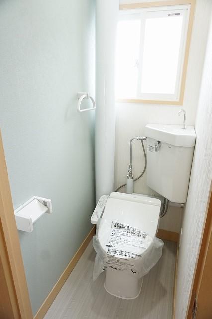 トイレ　トイレ