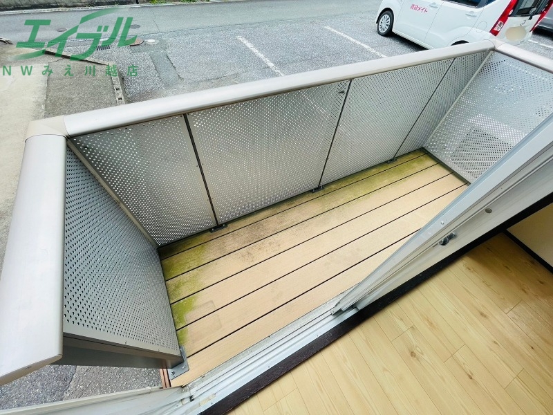 バルコニー　同型参考写真