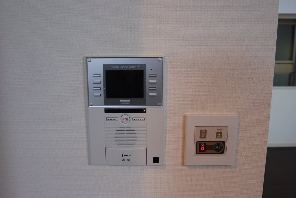 セキュリティ　カメラ付インターホン