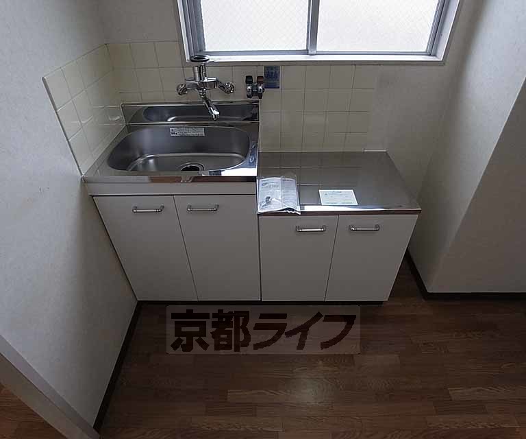 キッチン　２口コンロ設置可能です。