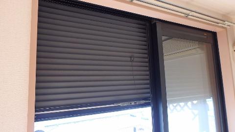 セキュリティ　シャッター雨戸