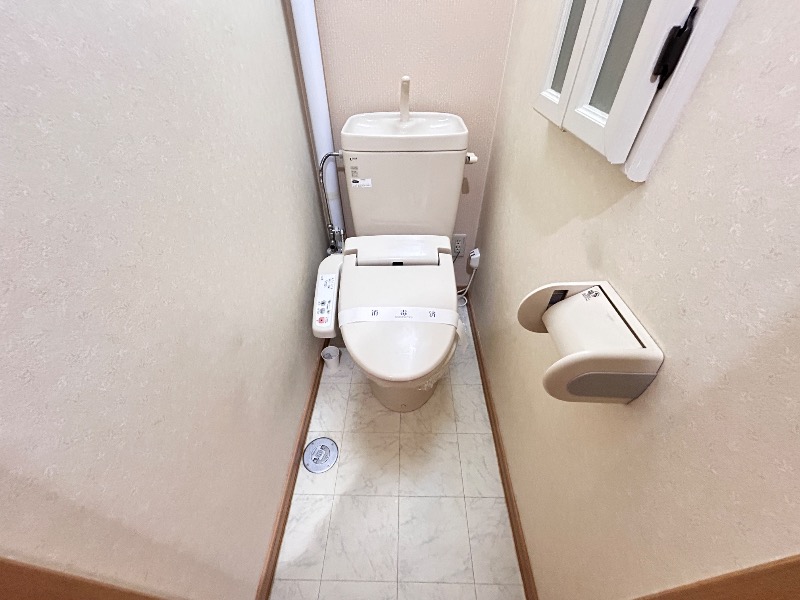 トイレ　トイレ