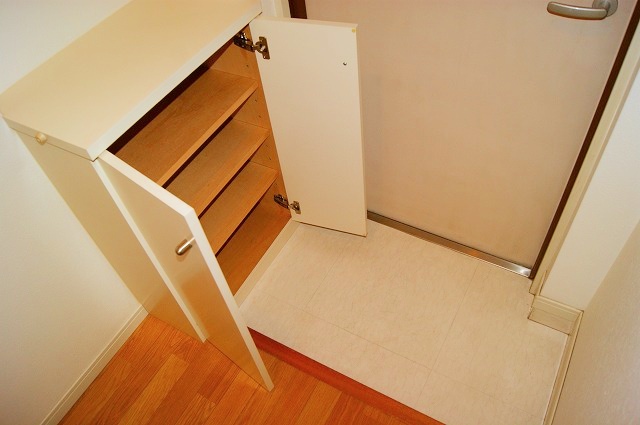 玄関　※写真と異なる場合は現状優先