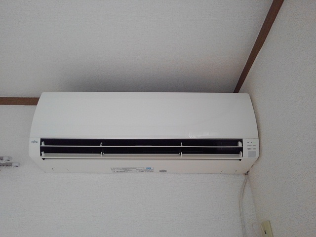 その他　エアコン２台付