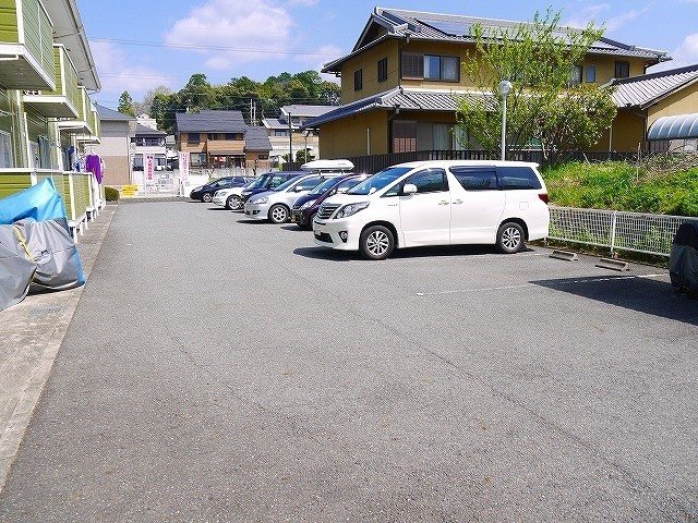 駐車場　カースペースがあります