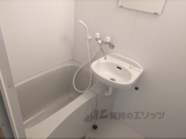 バス・シャワールーム　ユニットバス