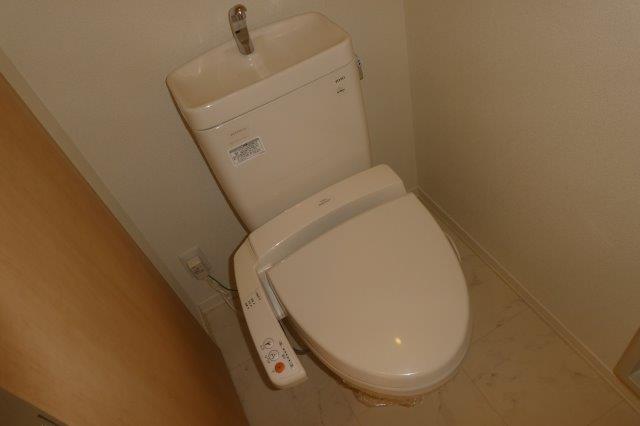 トイレ　ウォシュレット
