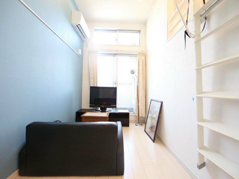 居室・リビング　洋室5.9帖　ロフト4.6帖（収納でも使えます）同仕様写真