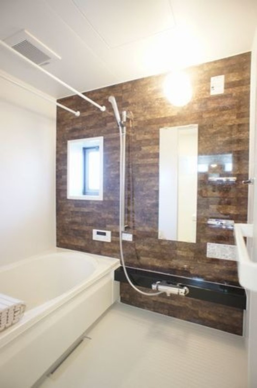 バス・シャワールーム　図面と現状に相違がある場合には現状を優先