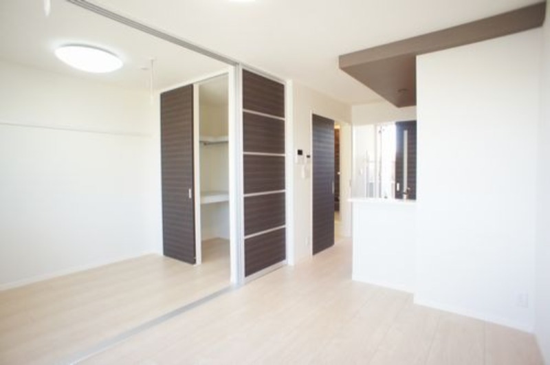 居室・リビング　図面と現状に相違がある場合には現状を優先