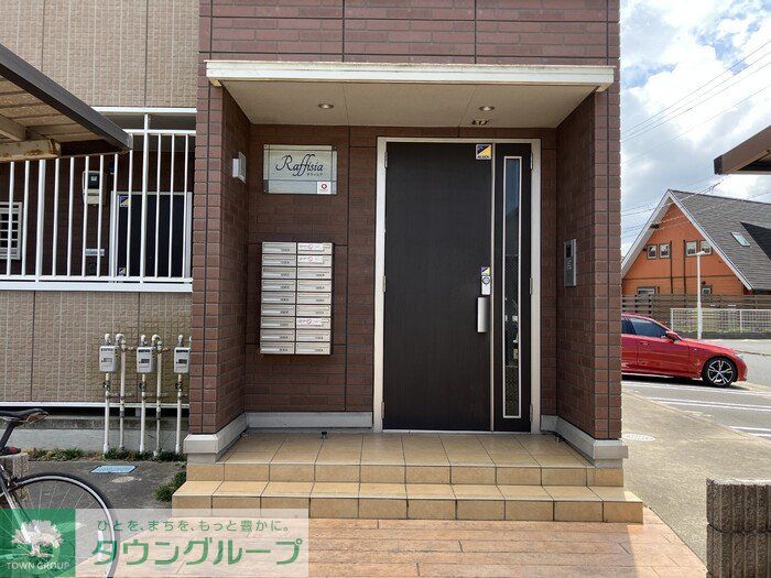 エントランス　お問合せはタウンハウジングまで！※現地待合わせ相談可能
