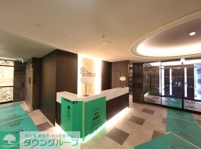 エントランス　エントランス