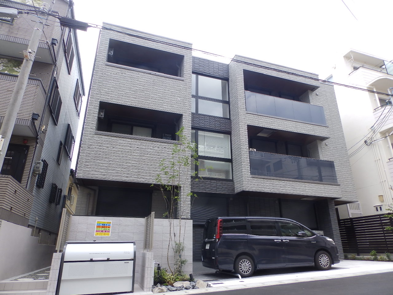 建物外観　７月完成
