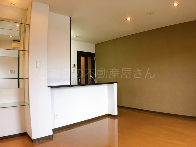 居室・リビング　リビング　※参考画像のため、デザインカラーが異なります。