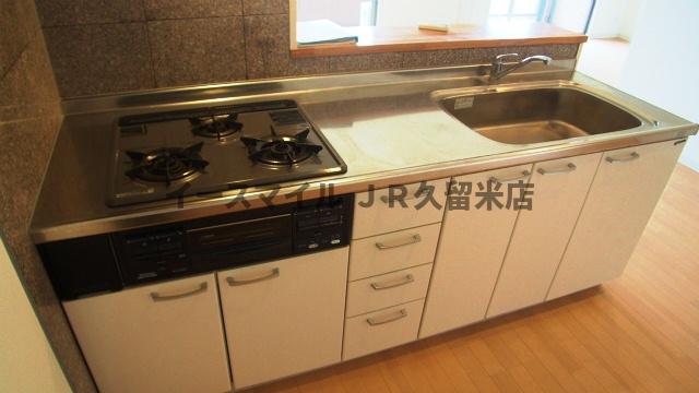 キッチン　キッチンでお料理をお楽しみください