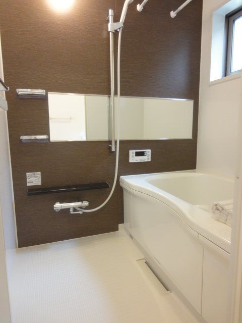 バス・シャワールーム　お洒落なお風呂♪ホテルっぽくてかっこいいです