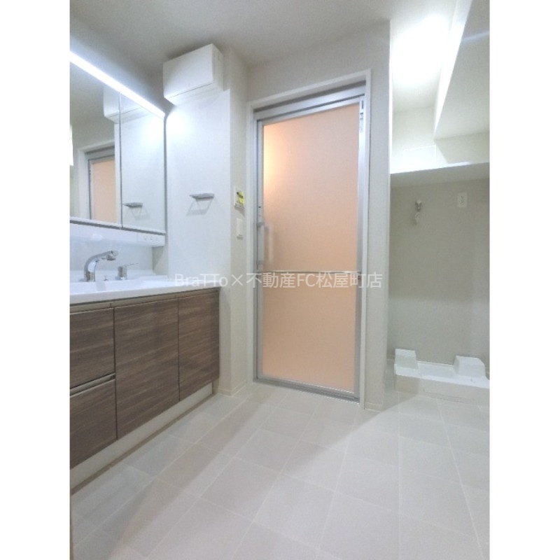 洗面設備　脱衣所