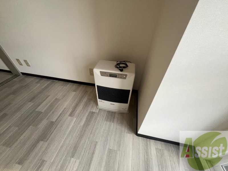 その他設備　灯油暖房がついており、寒い日も安心です！