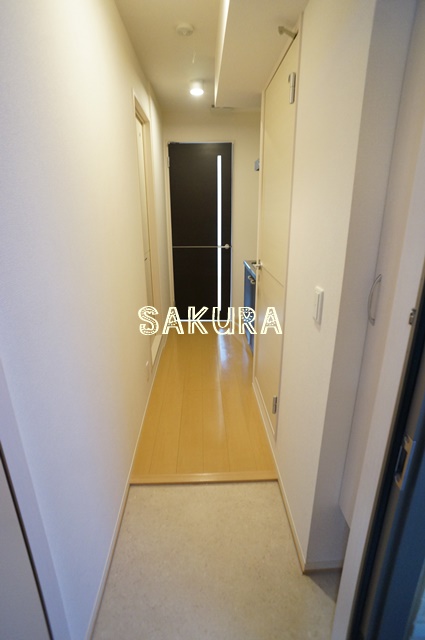 玄関　収納豊富なシューズボックスです♪