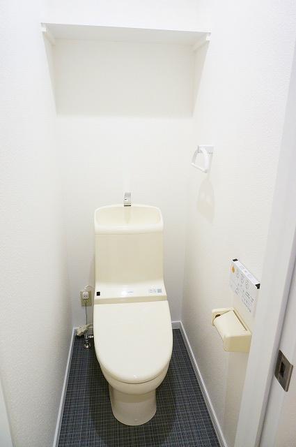 トイレ　トイレ