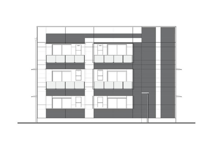 建物外観　建築中