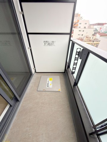 バルコニー　Refino