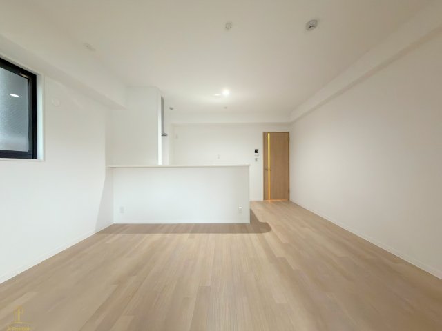 居室・リビング　Refino