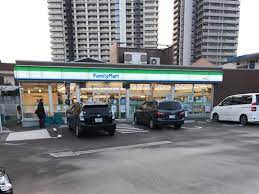 コンビニ　ファミリーマート 西野田店（コンビニ）まで467m