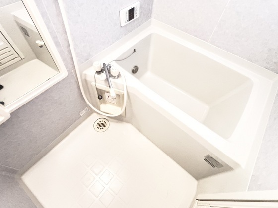 バス・シャワールーム　バス（同仕様タイプ）