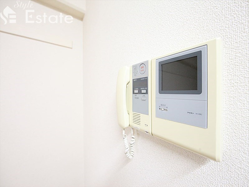 セキュリティ　モニター付きインターホン