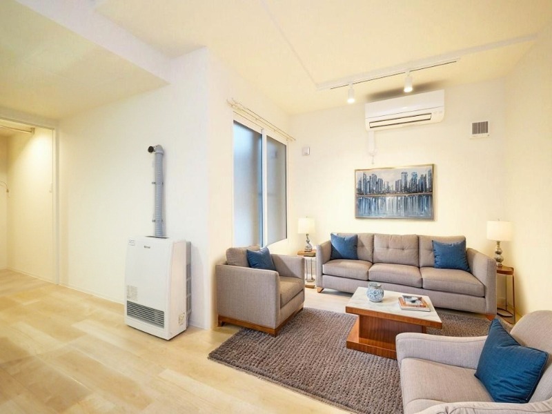 居室・リビング　家具はイメージです