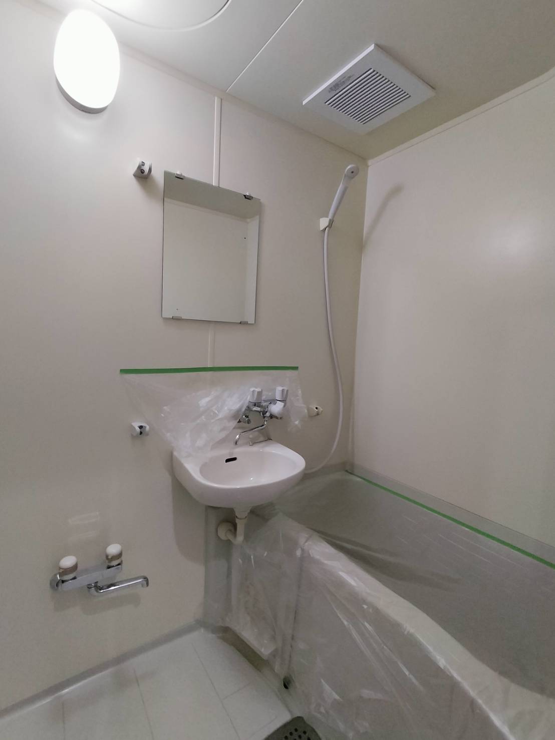 バス・シャワールーム