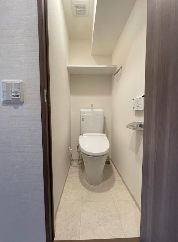 トイレ　別部屋参照