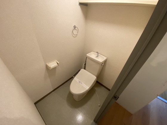 トイレ　※別部屋の写真です