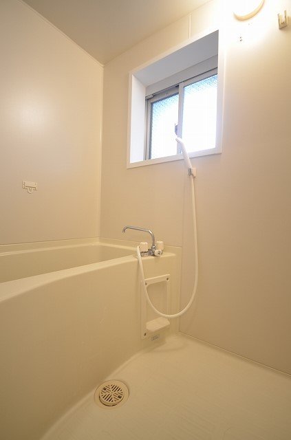 バス・シャワールーム　別号室の写真です